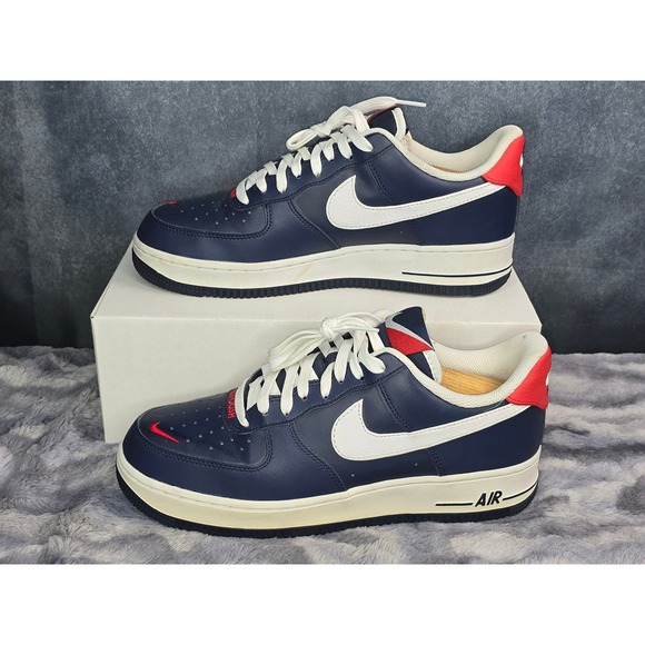 EUC Nike Air Force 1 07 LV8 Obsidian/Red/ White \